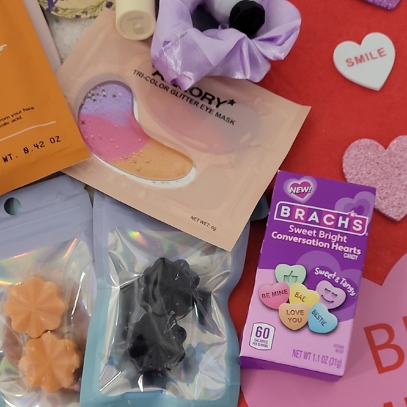 Valentins Day Bath Care Set, Peter Thomas Roth Mask, Bathsalts, Wax Melts..💗 - Picture 4 of 6